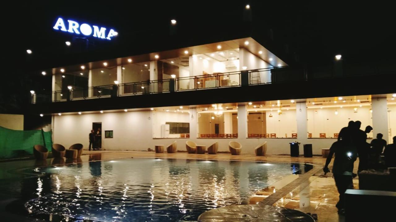 Aroma Resort Risikés Kültér fotó
